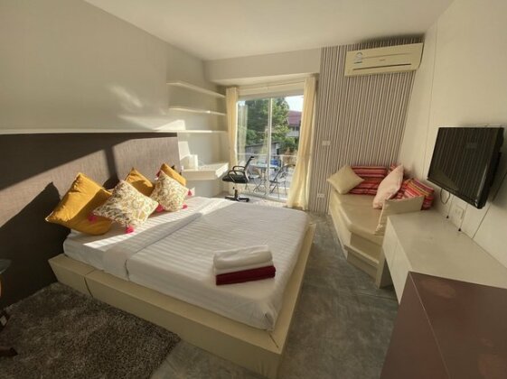 Condo Studio B at Replay E305 - Photo2