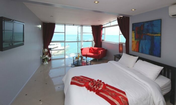 Enjoy Beach Hotel - Photo3