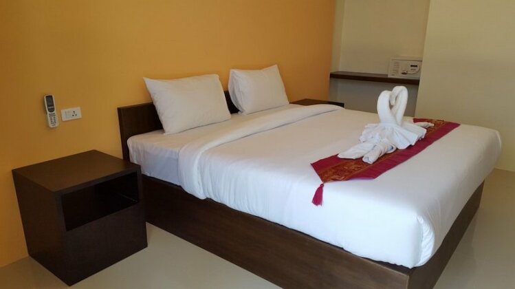 Family Guesthouse Chaweng - Photo5