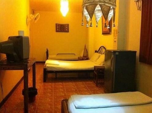 Gaeng Phet Restaurant and Guesthouse - Photo4