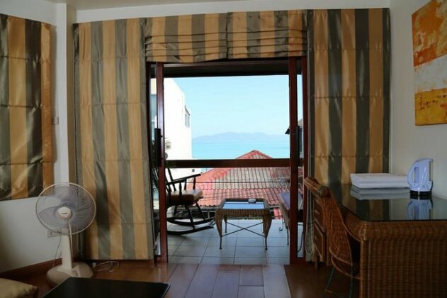 Greenhouse Samui Apartments - Photo5