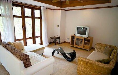 Nantra Thongson Bay Resort & Villas - Photo4
