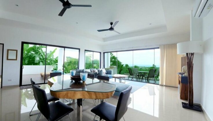 'The Beyond Apartment 2 With Private Pool - Photo2