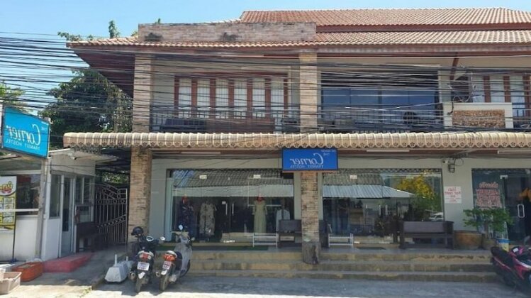 The Corner Transit Hostel