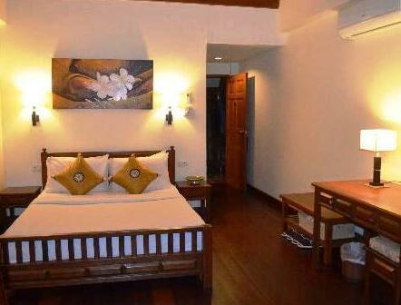 The Lodge - Photo5
