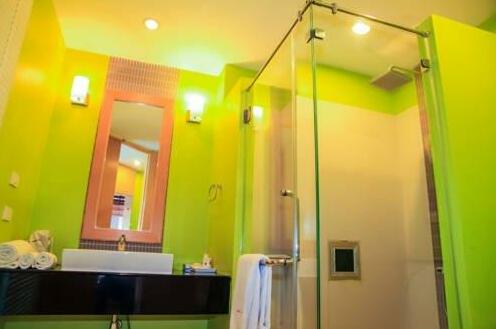Mamaison Hotel - Photo4