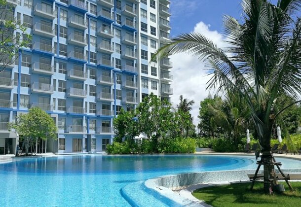 BLU-Pool Access - Photo2