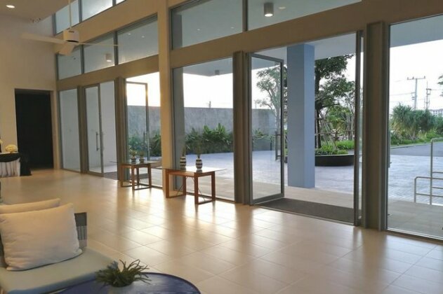 BLU-Pool Access - Photo3