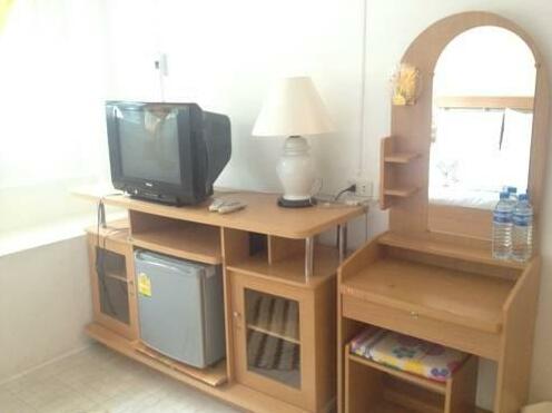 Cha-Am Seaside Hotel - Photo2