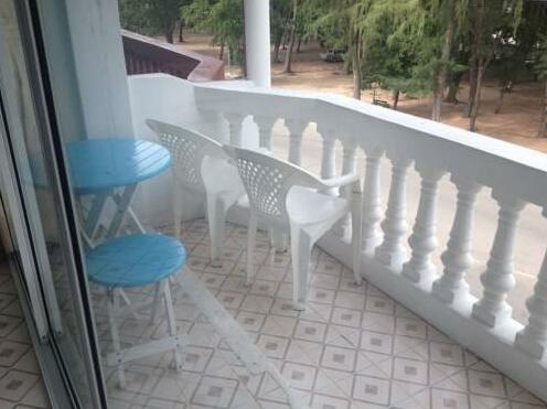 Cha-Am Seaside Hotel - Photo5