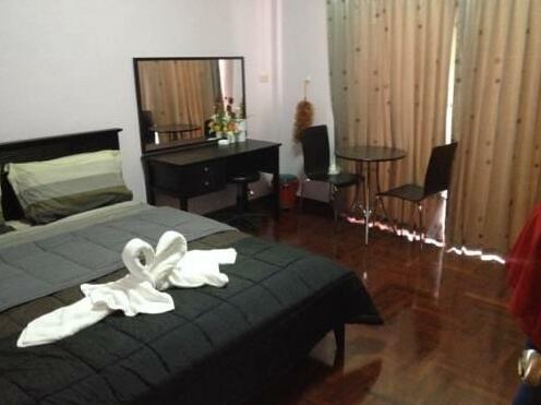 Charoen Guesthouse - Photo3