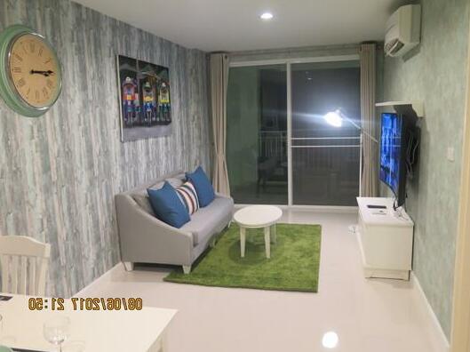 Seaview 3 Beds One Bedroom Apartment - Photo3