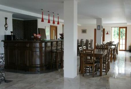The Manor Resort - Photo2