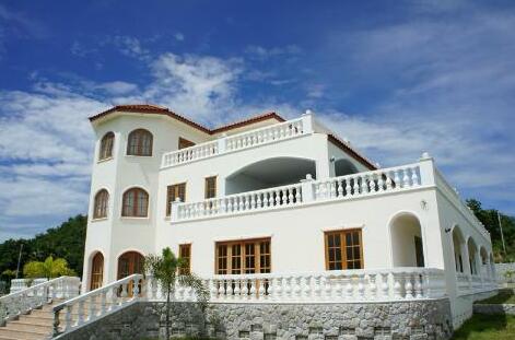 The Manor Resort - Photo3