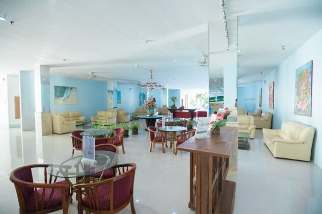 Chalong Beach Hotel And Spa Phuket - Photo3