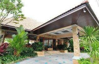 Chalong Villa Resort & Spa - Photo2