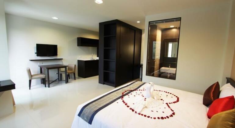 Leisure Place Phuket - Photo5