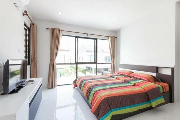 Modern Townhouse Chalong - Photo3
