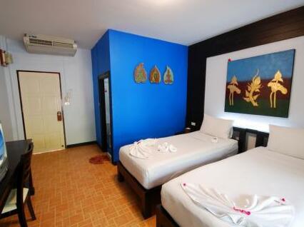 Ark Bar Beach Resort - Photo2