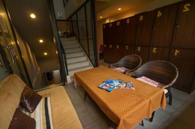 Liquid Lounge bar & hostel - Photo3