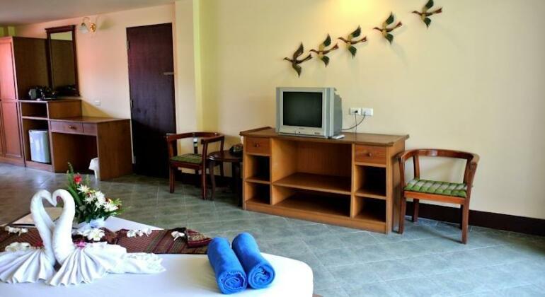 Seascape Beach Resort - Photo3