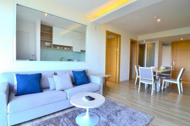The Bleu condo unit - Photo2