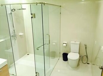 Imperial Ocean Palms Condominium - Photo4