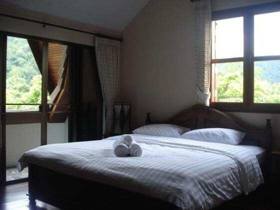 Magnificent Mountain View Retreat - Photo4