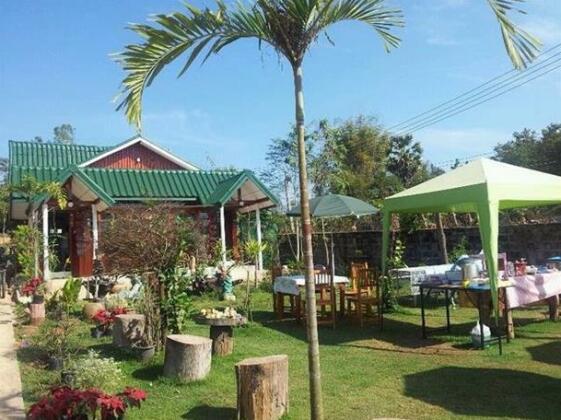 Chiangkhan Greenview Resort