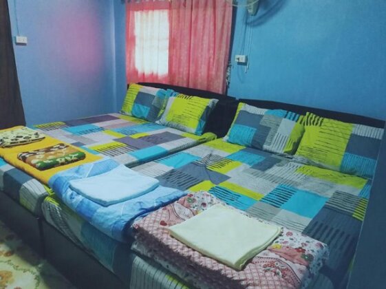 Huenthongnaree Homestay - Photo4
