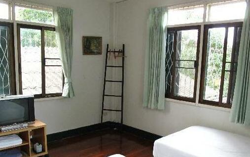 Baan Rub Aroon Guesthouse - Photo3