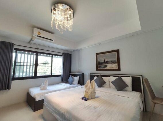 Bann Tawan Hostel & Spa - Photo5