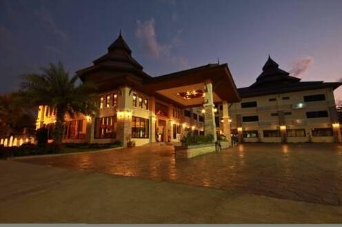 Chiangrai Grand Room Hotel - Photo2
