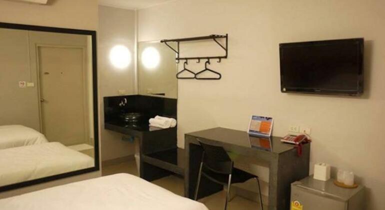 Natpob Sleep Station Motel - Photo4