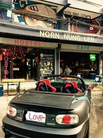 Norn Nung Len Cafe'&Hostel
