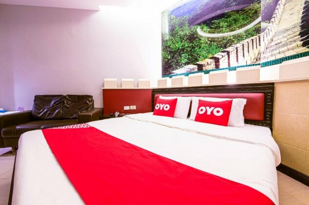 OYO 502 Bangsean Hotel - Photo4