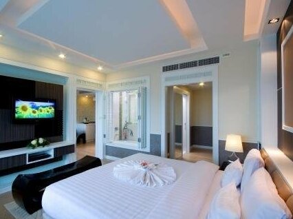 A-Te Chumphon Hotel - Photo5