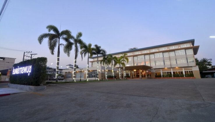Chumphon Gardens Hotel - Photo2