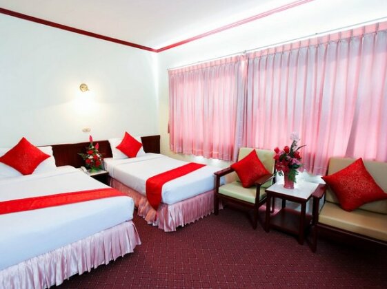 Chumphon Palace Hotel - Photo2