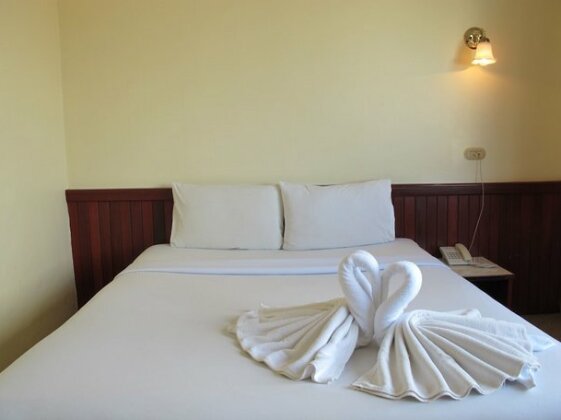 Chumphon Palace Hotel - Photo4