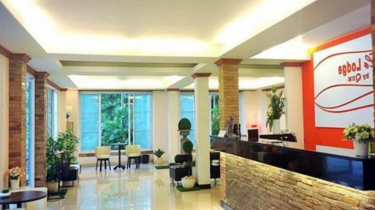 Chumphon Travelodge Hotel - Photo3
