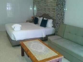 Salathai Chumphon - Photo4