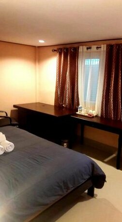 The Windsor Boutique Resort - Photo5