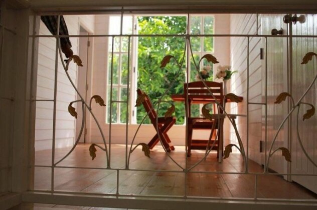Thirty Tree Garden House - Photo4