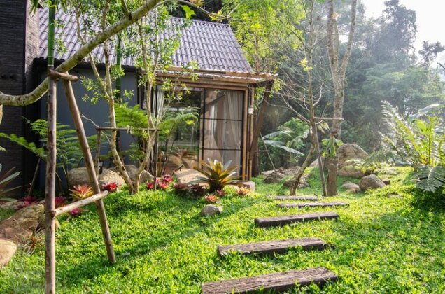 Voraman Hut - Photo3