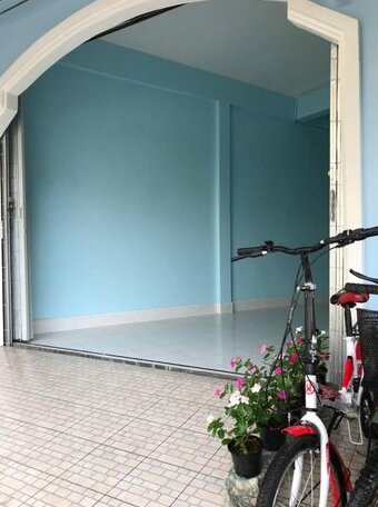 Blue House Hat Yai - Photo2