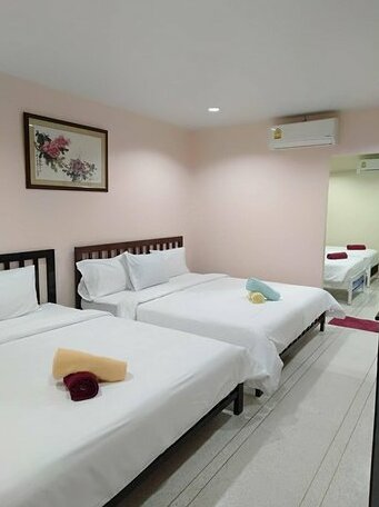 JR Guest House - Photo3