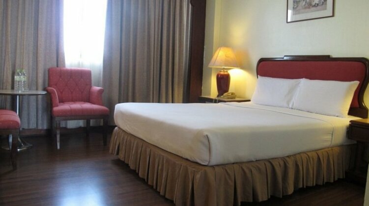Lee Gardens Hotel - Photo2