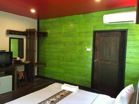Pang Mai Resort - Photo3