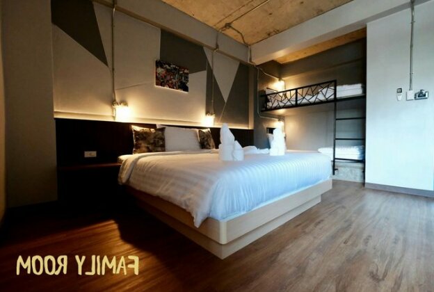 Room 2 U Hostel & Guesthouse